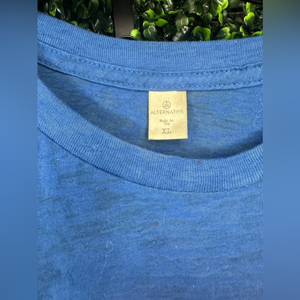 Navy “Wild” blue T-shirt - Picture 3 of 3